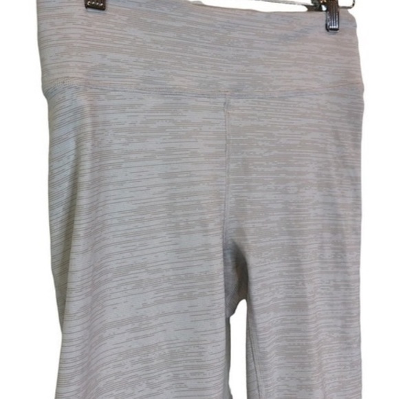 Outdoor Voices Active Leggings - Picture 3 of 7